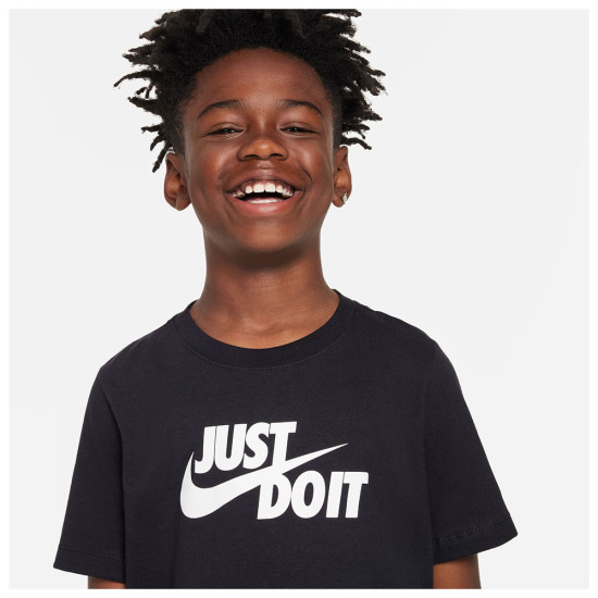Nike Παιδική κοντομάνικη μπλούζα Sportswear Tee JDI Swoosh 2 Nike Παιδική κοντομάνικη μπλούζα Sportswear Tee JDI Swoosh 2